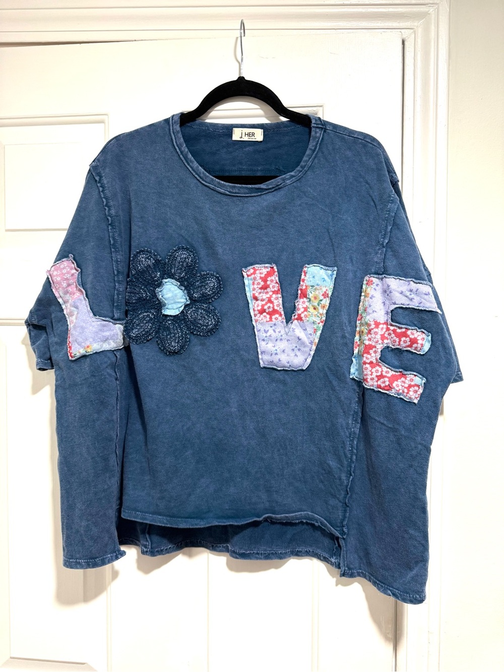 NEW J Her Love Appliqué Short Sleeve Top